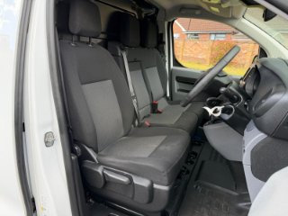 /photos/13327/9f4bd4f6-9fd3-18cb-dc52-34d3306426ef_i320x240.jpg