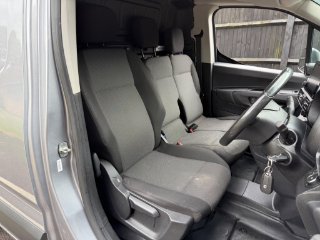 /photos/13327/d42b70d9-8732-46dc-9d23-40a4b6001f19_i320x240.jpg